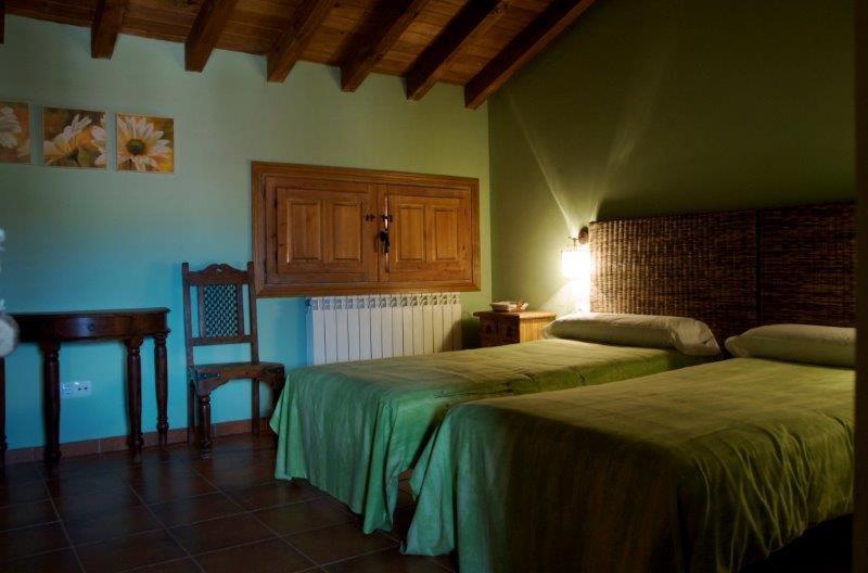Tres Navíos en el Mar Casa Rural de 10 habitaciones con baño individual precios web Montejo de Tiermes Exterior foto