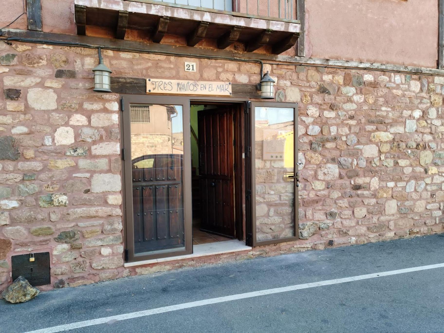 Tres Navíos en el Mar Casa Rural de 10 habitaciones con baño individual precios web Montejo de Tiermes Exterior foto
