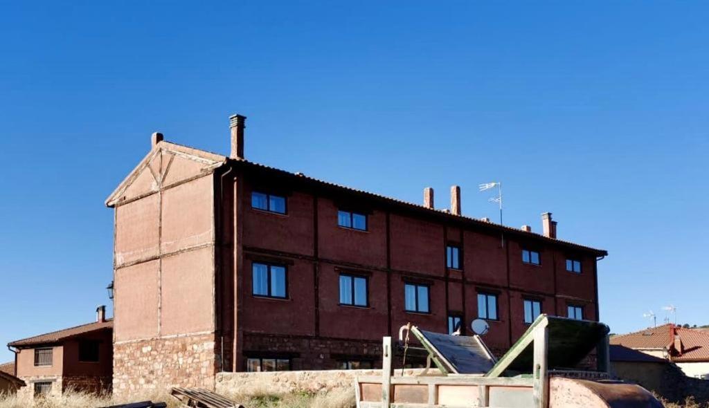 Tres Navíos en el Mar Casa Rural de 10 habitaciones con baño individual precios web Montejo de Tiermes Exterior foto